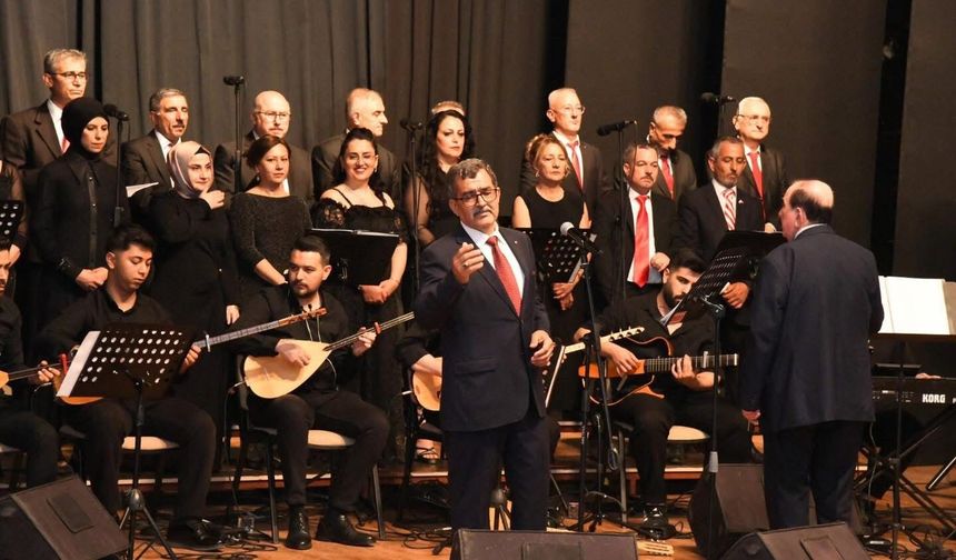 Osmaniye'de Türk halk müziği rüzgarı esti