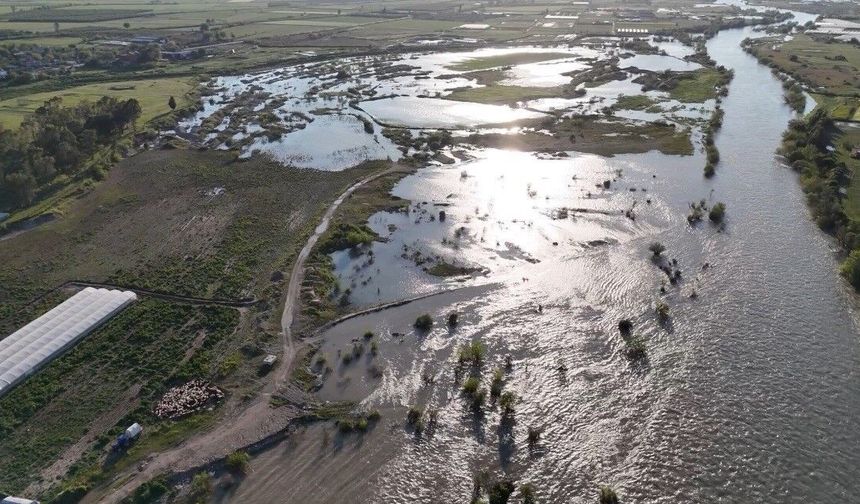 Osmaniye'de yağış bereketi: Dereler doldu, yüzler güldü