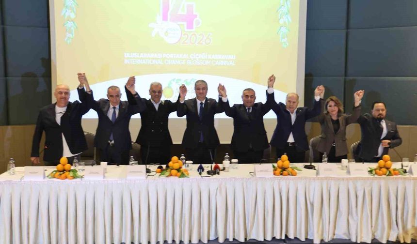 Portakal Çiçeği Karnavalı'nda stantlar 3 gün daha açık kalacak