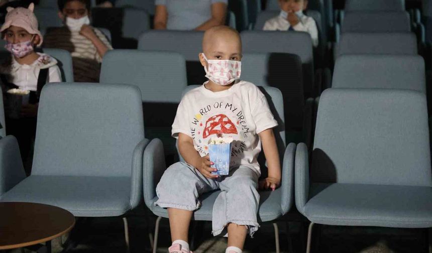 Tedaviye, 'Sinema' molası