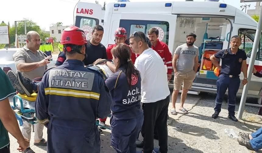 Dörtyol'da trafik kazası: 2 yaralı