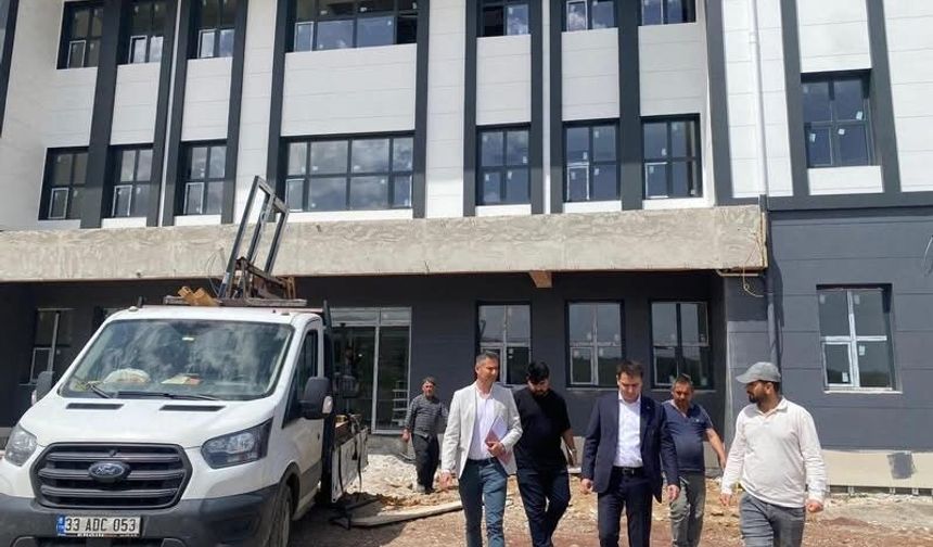 Hassa'da kamu binaları yükseliyor
