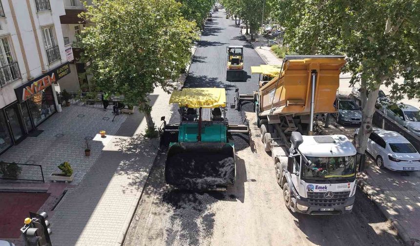 Kahramanmaraş'ta yollar asfaltlanıyor
