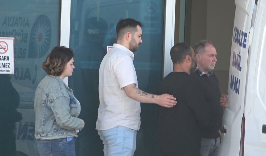 Noter önünde dayısı tarafından öldürülen kadının cenazesi yakınlarına teslim edildi