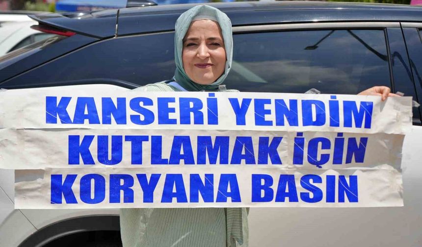 Antalya trafiğinde kornalar, kanseri yenen kadın için çaldı