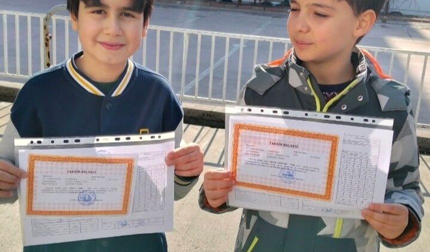 Ayser Çalık'taki saldırıda hayatını kaybeden öğrencilerin yarım kalan karneleri yürek burktu