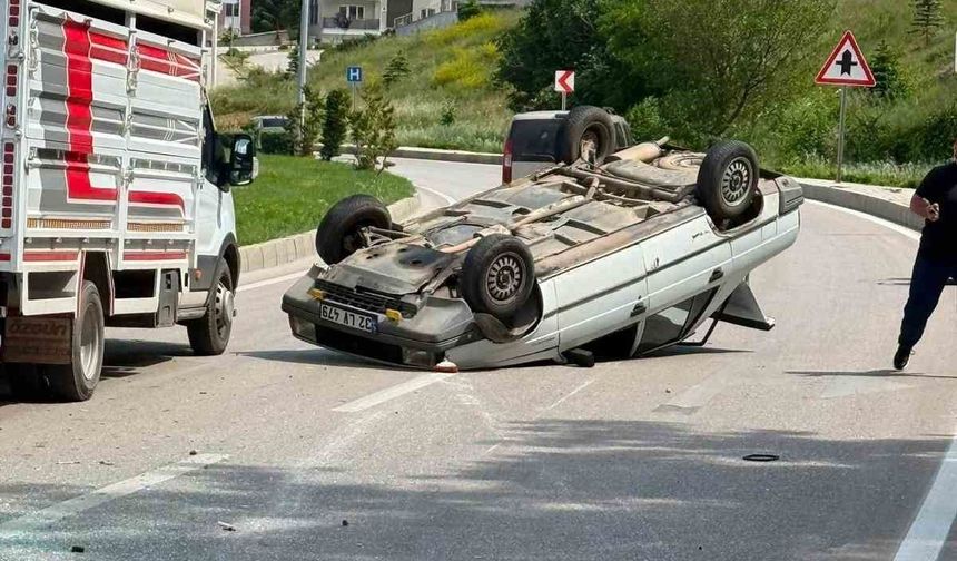 Eğirdir'de takla atan otomobilin sürücüsü yaralandı