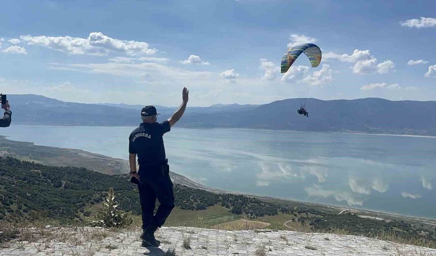 Jandarmanın 187'nci yılı Burdur semalarında kutlandı