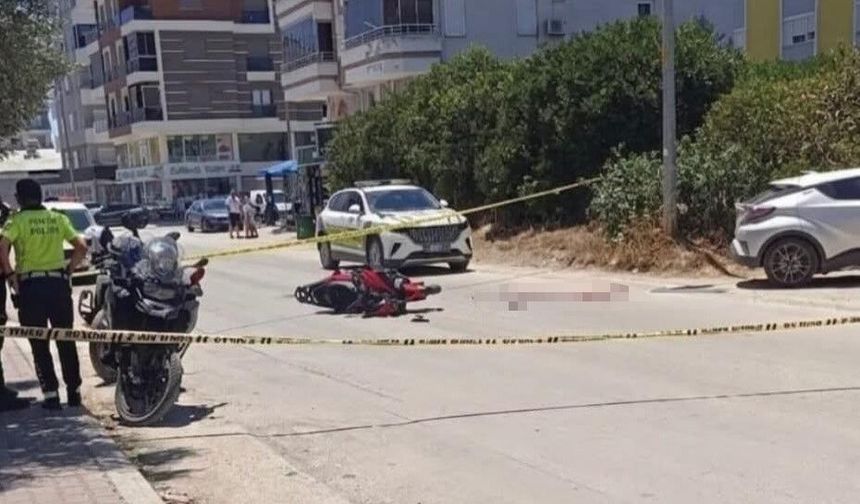 Otomobil ile çarpışan motosikletin genç sürücüsü hayatını kaybetti