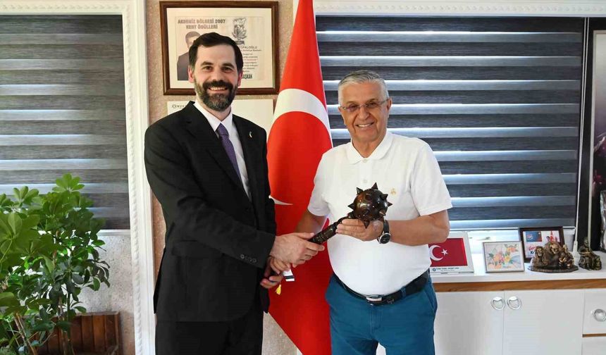 Ukraynalı çocuklar Kemer'de ağırlanacak