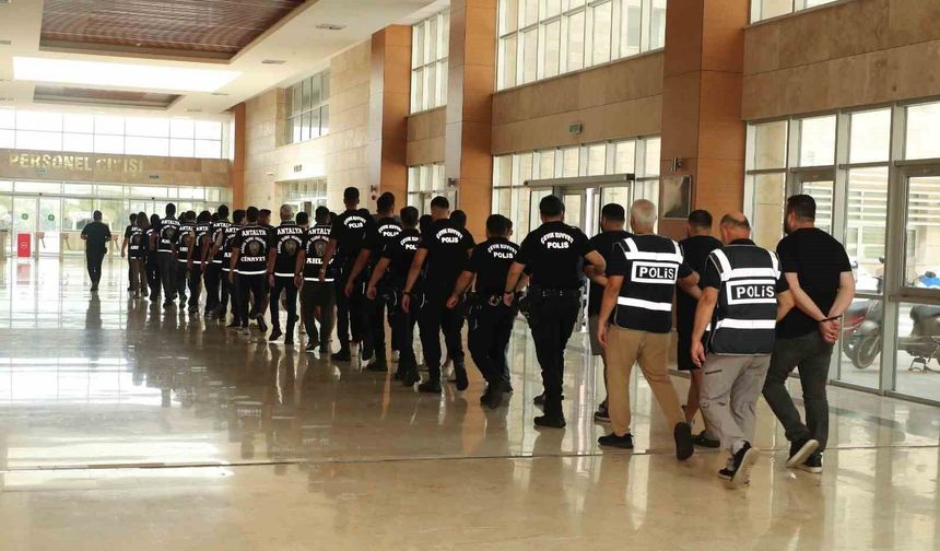 Fuhuşa 'Son durak' operasyonu: 14 tutuklama
