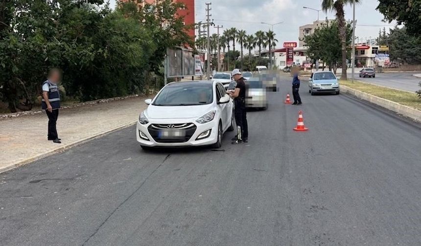 Kozan'da bir haftalık denetimlerde 4 hükümlü yakalandı