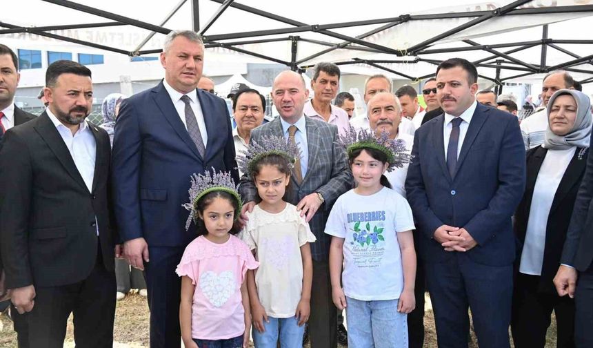Lavanta hasadının bereketi Uygar'a umut olacak