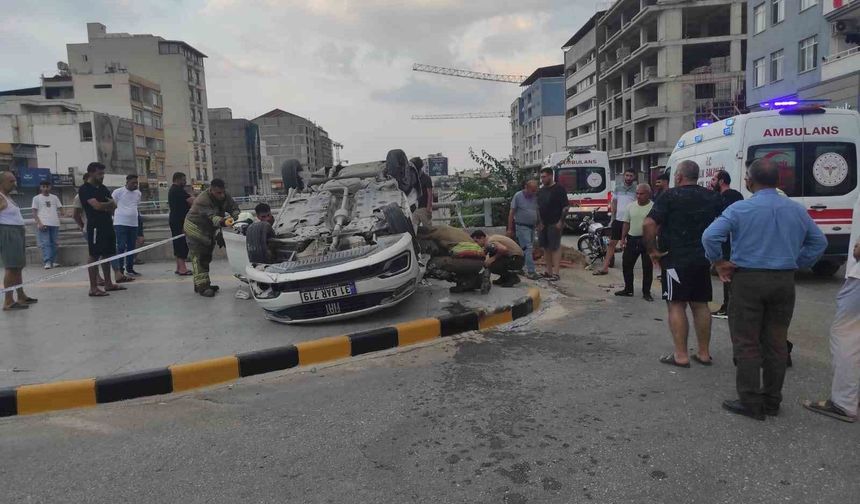 Takla atan otomobilde 19 ve 23 yaşındaki 2 genç can verdi