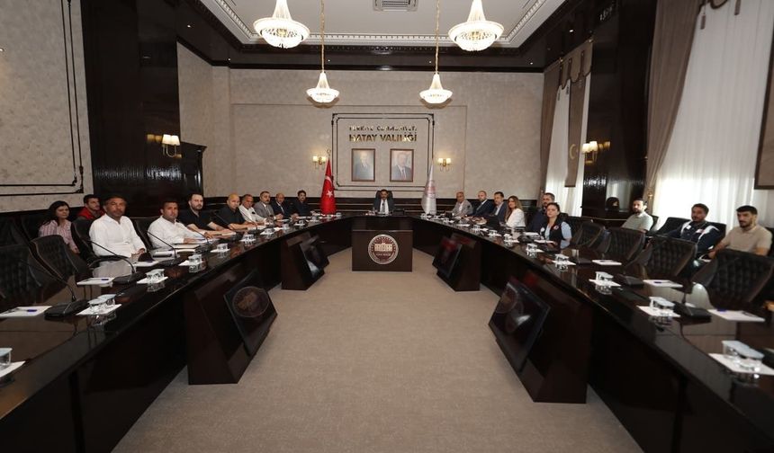 Vali Masatlı başkanlığında Antakya tarihi kent merkezi toplantısı gerçekleştirildi