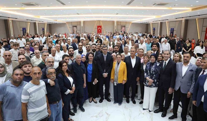 AK Parti Adana'da 25. kuruluş yıl dönümü coşkusu