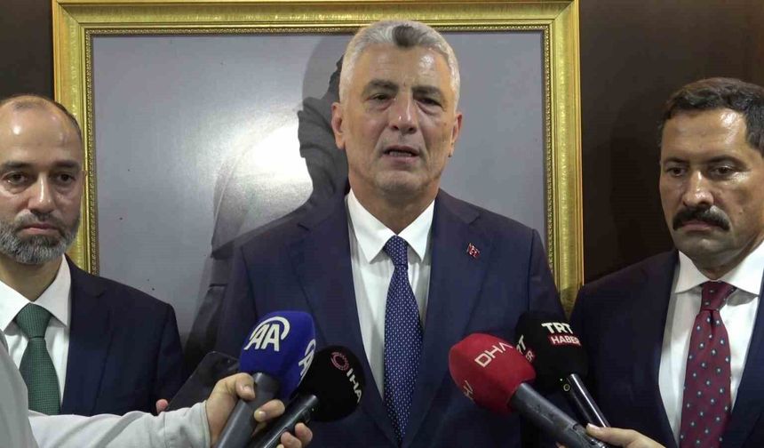 Bakan Bolat: '12 Ağustos'ta 398 tır transit geçiş için Cilvegözü'nü kullandı ve bu rekor bir rakam'