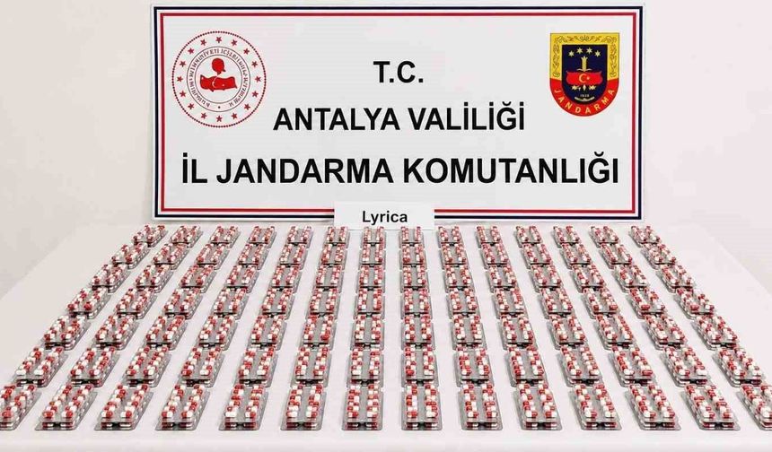Döşemealtı'nda uyuşturucu operasyonu: 5 gözaltı