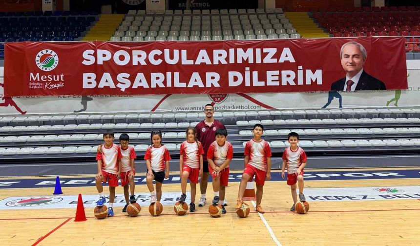 Kepez'de spor dolu yaz tatili