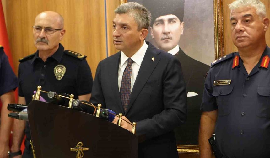 Levant akıntısı Doğu Akdeniz'in kirliliğini Antalya kıyılarına taşıyor