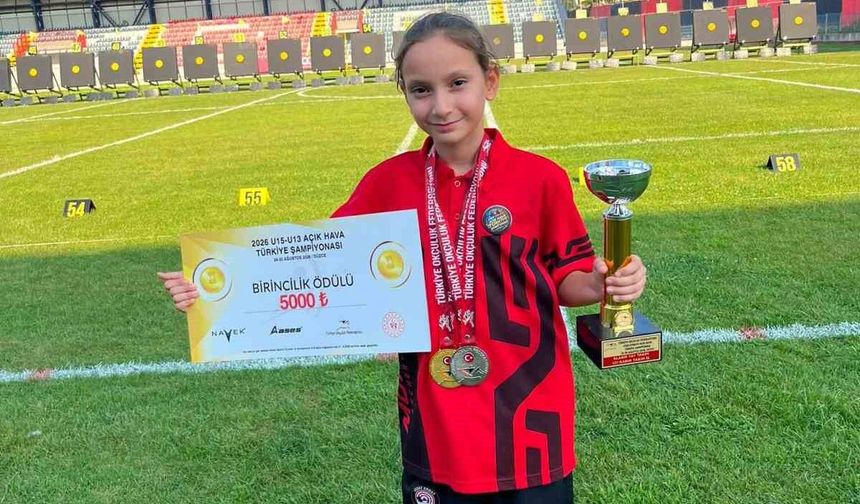 Manavgatlı sporcular Türkiye Okçuluk Şampiyonası'nda 1 altın, 1 gümüş madalya kazandı