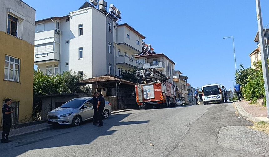 'Çatıda biri var' ihbarı ekipleri alarma geçirdi