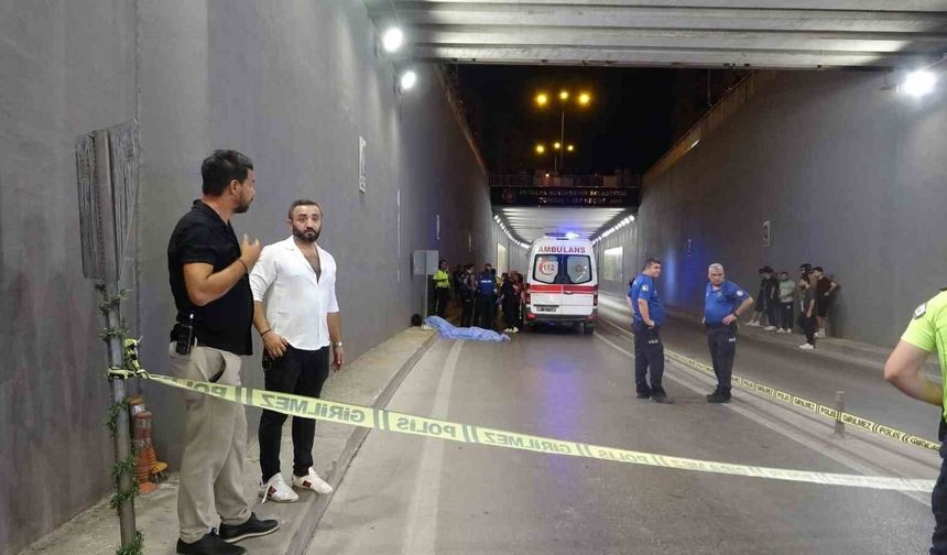 Ehliyetini 20 gün önce alıp kazada hayatını kaybeden gencin cenazesi yakınları tarafından teslim alındı