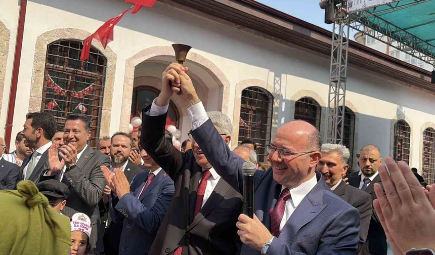 Osmaniye'de 115 yıllık tarihi okul yeniden öğrencileriyle buluştu