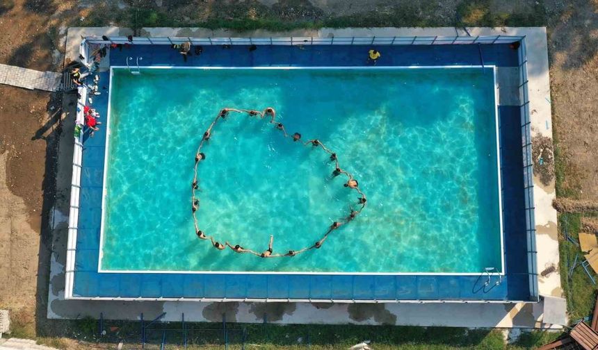 Osmaniye'de kanallarda yüzme tehlikesine portatif havuzlu önlem