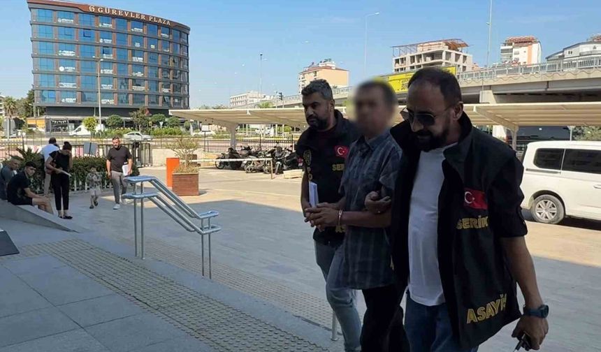 Üzerine çöp poşeti geçirip otomobil kundaklayan şüpheli tutuklandı