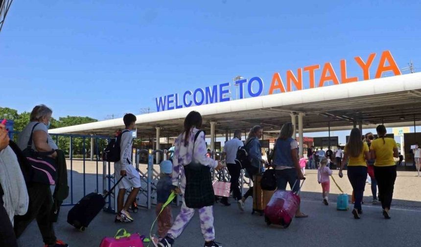 Antalya'da turizm sezonu uzadı